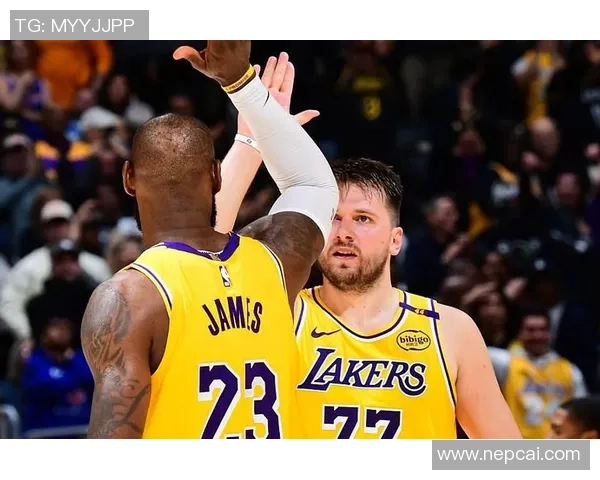 火箭与勇士激战正酣腾讯直播时间定于5月11日精彩不容错过