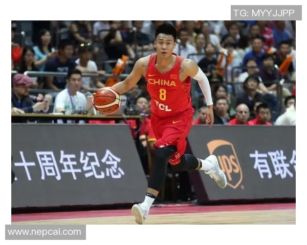 中国男篮红队迎战哈萨克斯坦队力争胜利展现团队实力与拼搏精神