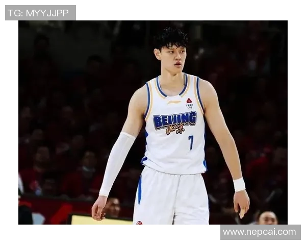 曾凡博和北京男篮续约不合曝光，上海男篮三队无直播，广东两主力缺阵赛季首战